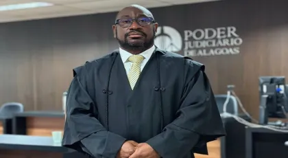 Advogado e influencer João Neto é preso em flagrante por agredir companheira em Maceió